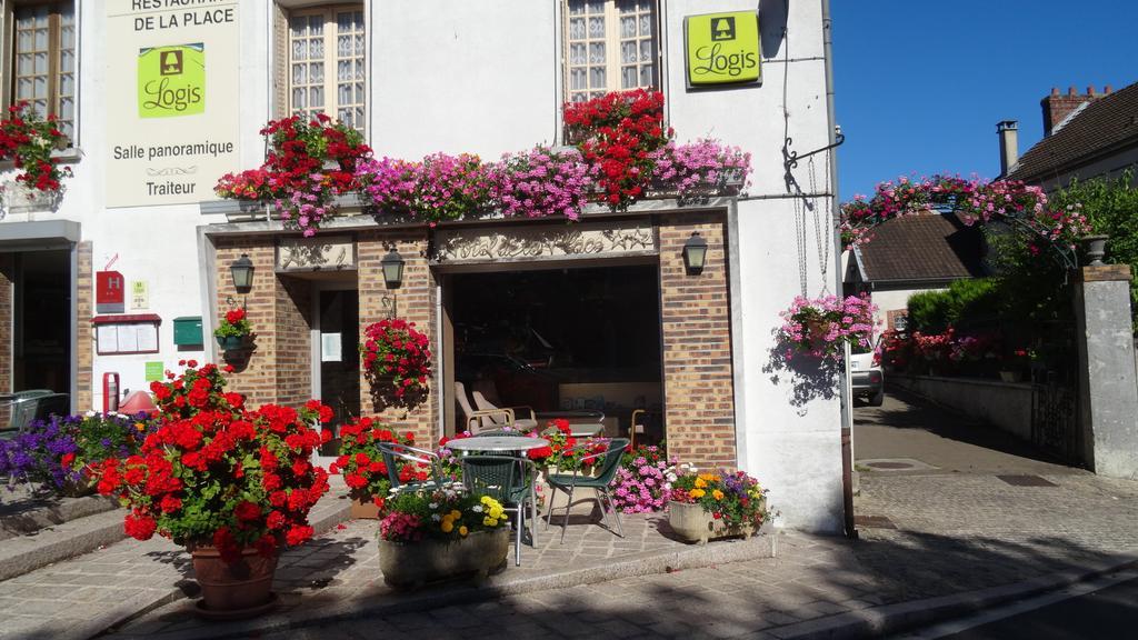 Restaurant De La Place Hotel